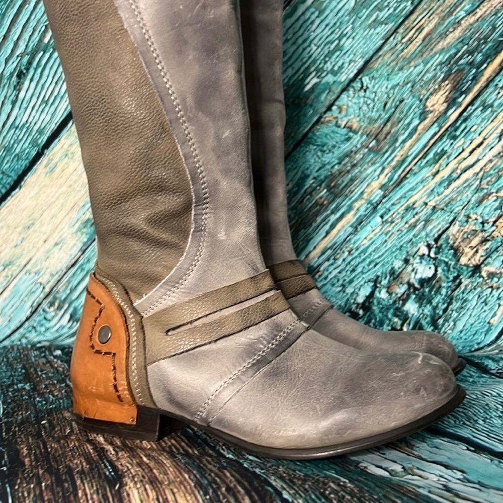 Kelsi Dagger Gray and Tan Leather Boots - Picture 5 of 6